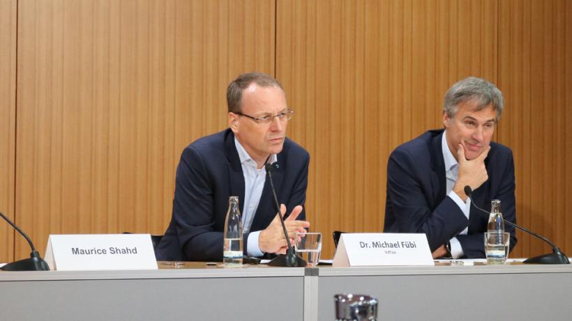  VdTÜV-Präsident Michael Fübi (l.) und Bitkom-Präsident Achim Berg. - Bild: zwd