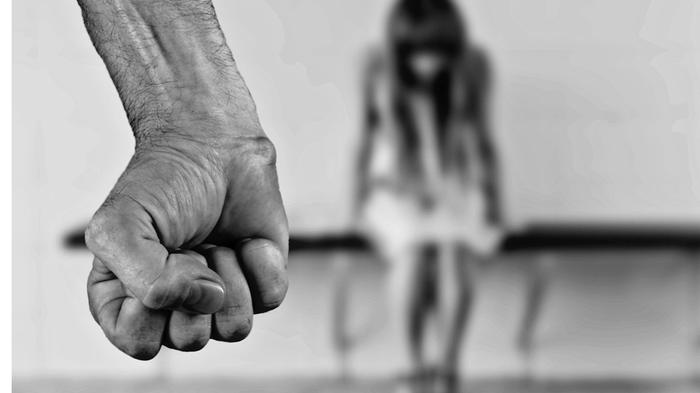 Keine Gewalt gegen Frauen - Bild: Pixabay / Alexas Fotos