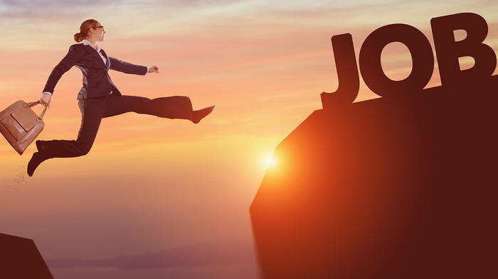 Der Sprung nach oben gestaltet sich f&uuml;r Frauen aufgrund ihres Geschlechts oft nicht einfach.