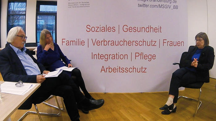 Holger H. L&uuml;hrig und Hilda Luehrig-Nockemann: Interview mit Ministerin Nonnemacher